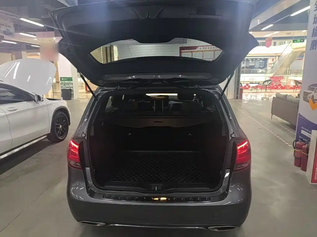 Mercedes-Benz B-Class — миниатюра 19