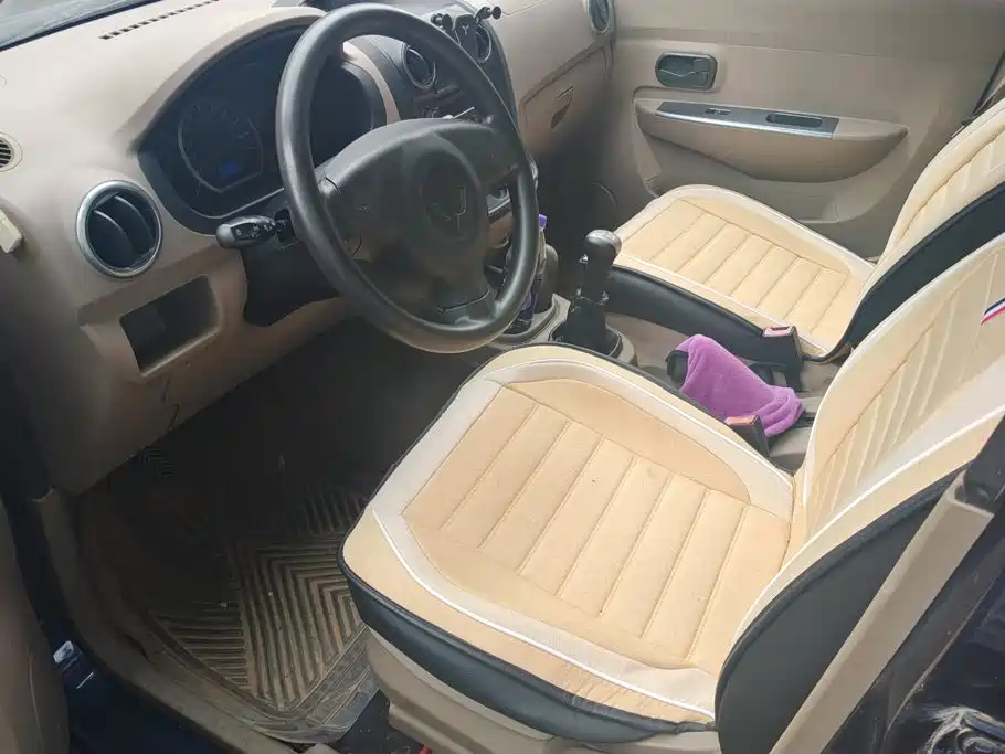 Wuling Hongguang — миниатюра 9