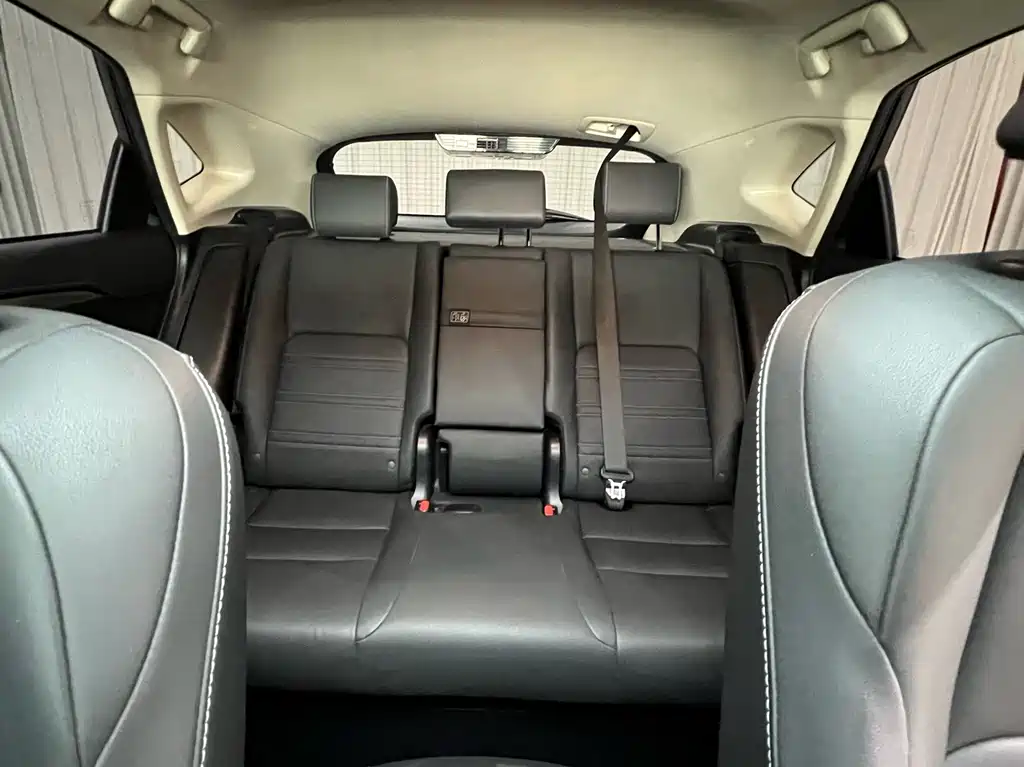 Lexus NX — миниатюра 9
