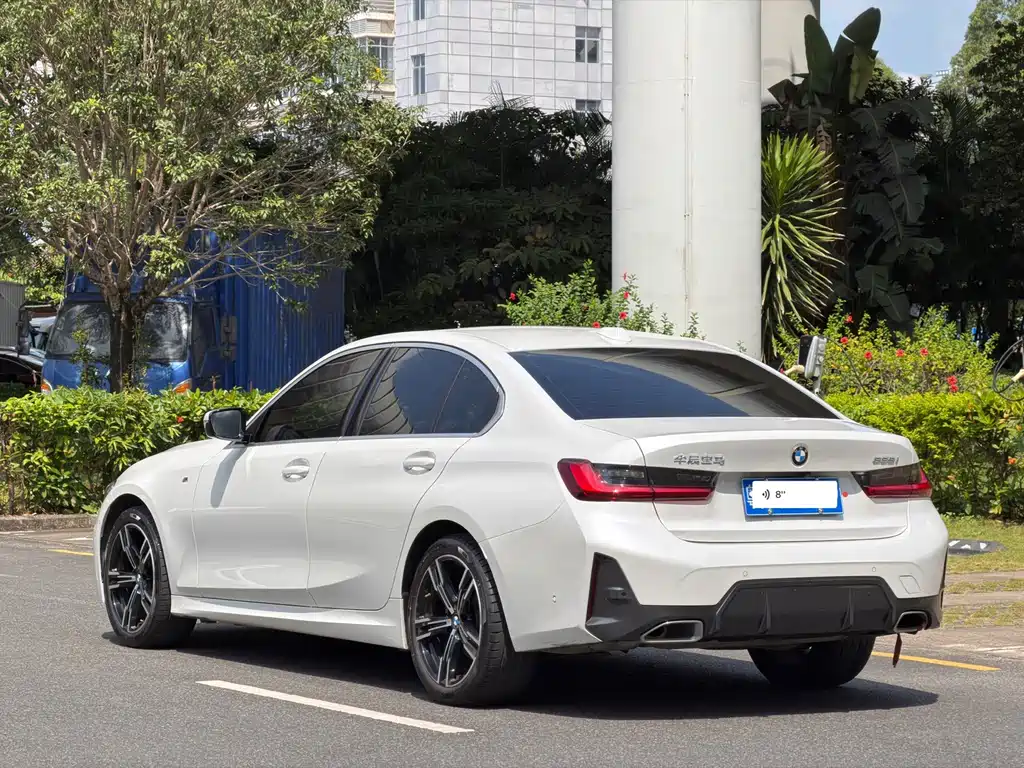 BMW 3 Series — миниатюра 4