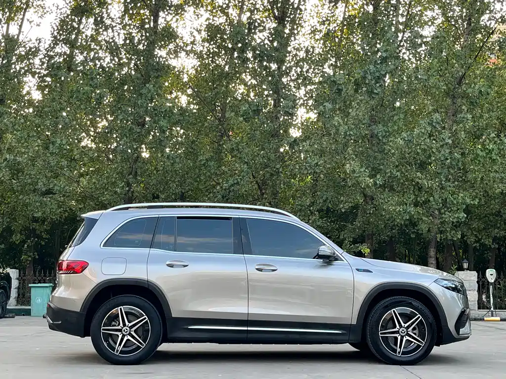 Mercedes-Benz EQB — миниатюра 4