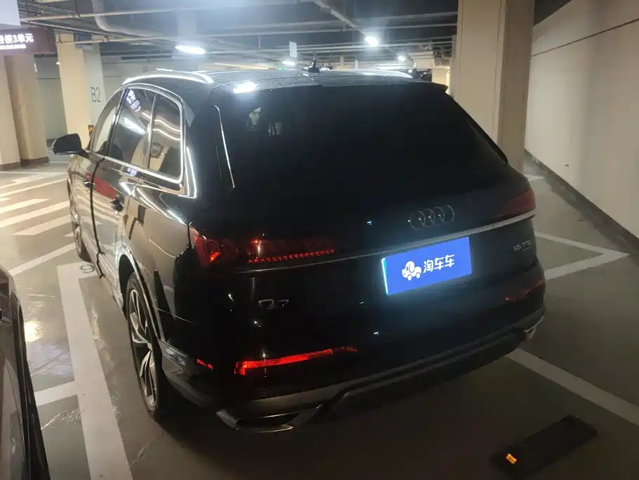 Audi Q7 — миниатюра 3