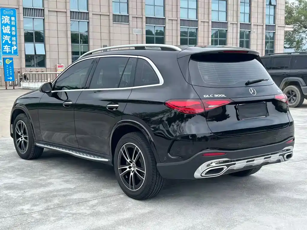 Mercedes-Benz GLC 2025 GLC 260 L 4MATIC Luxury