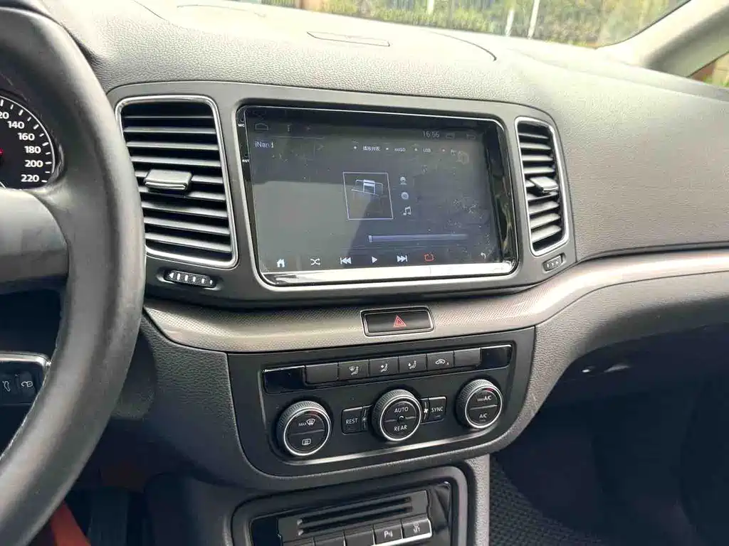 Volkswagen Sharan 1.8TSI Standard Config Type, фото 13