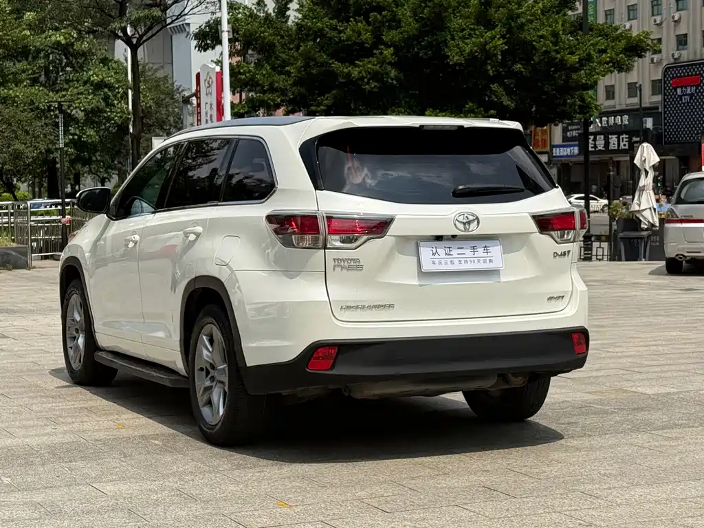 Toyota Highlander — миниатюра 4