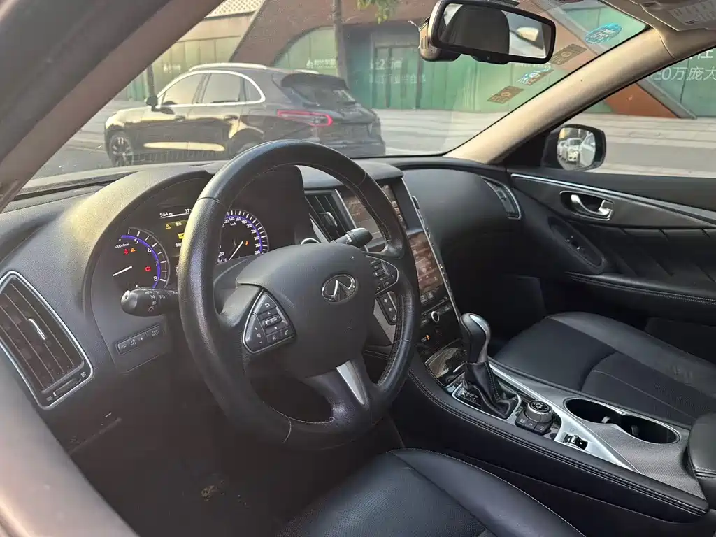Infiniti Q50L — миниатюра 8