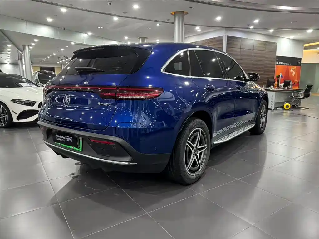Mercedes-Benz EQC — миниатюра 5