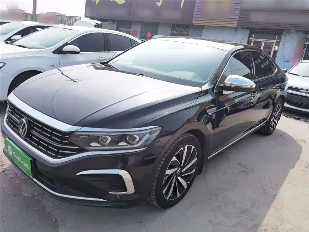 Volkswagen Passat 2022 330TSI Luxury