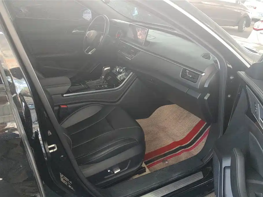 Hongqi H5 2019 30TD