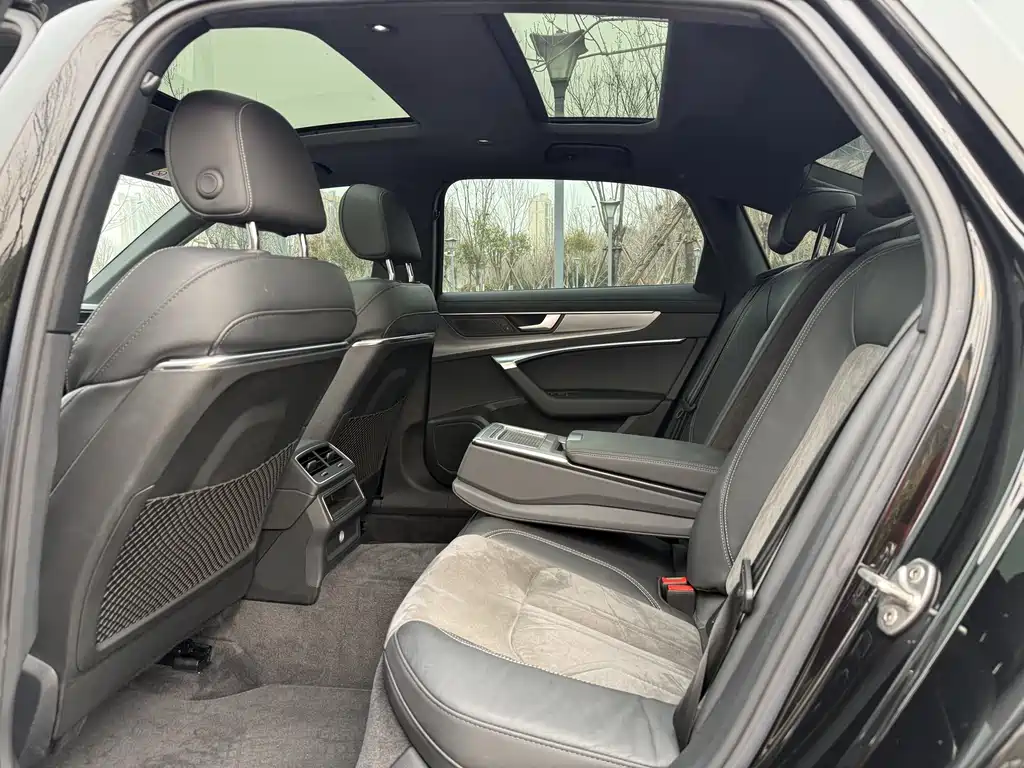 Audi A6L 2021 40 TFSI Luxury