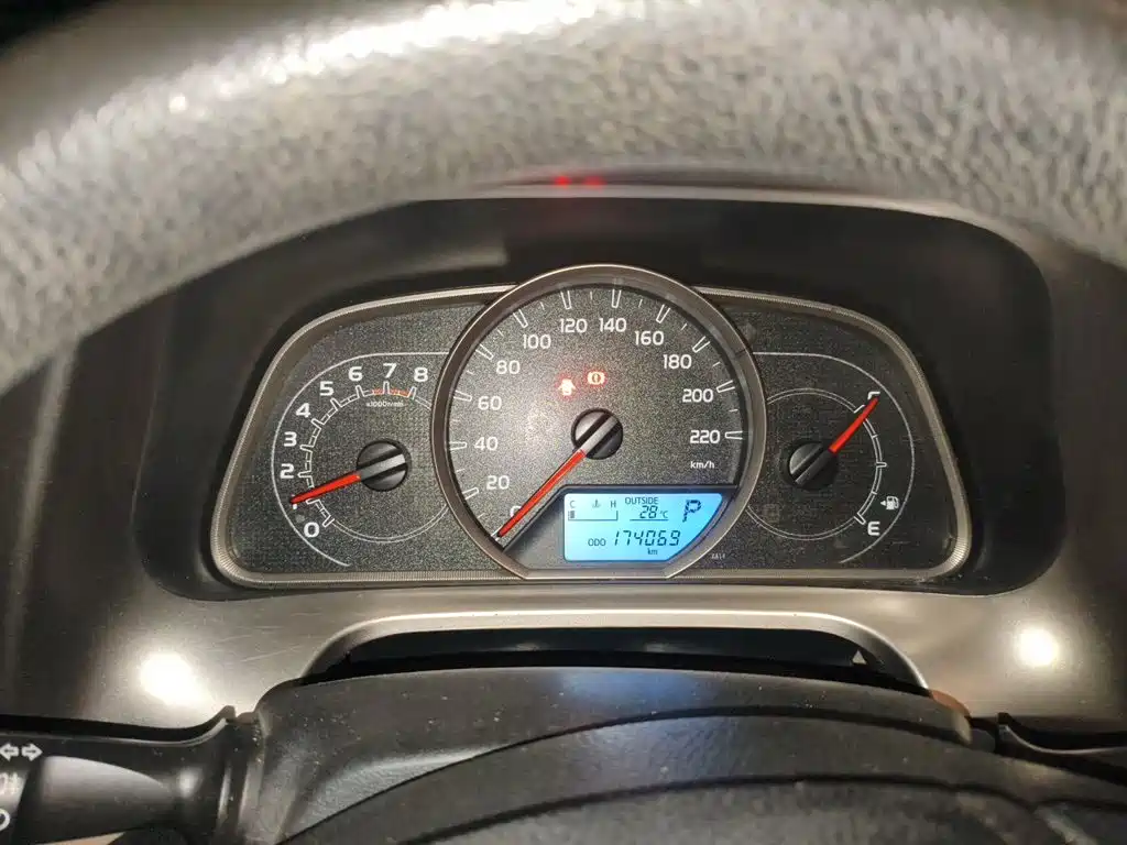 Toyota RAV4 — миниатюра 12