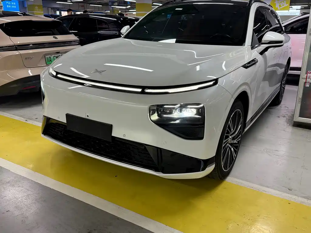XPeng G9
