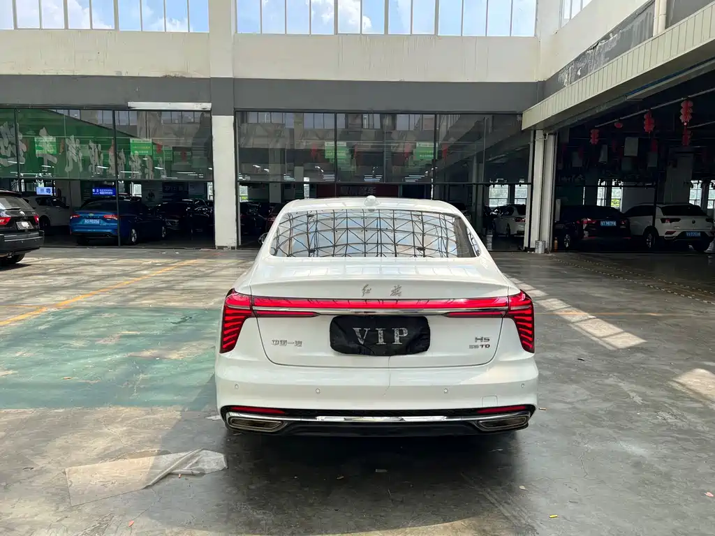 Hongqi Hongqi H5 — миниатюра 10