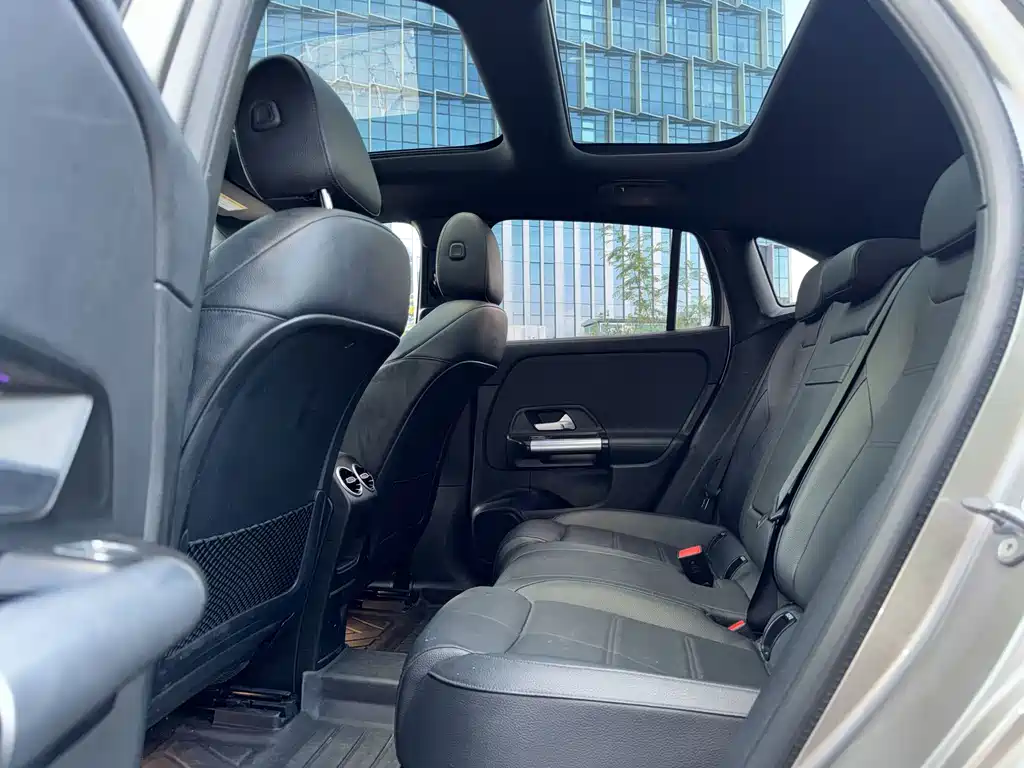 Mercedes-Benz EQA — миниатюра 6
