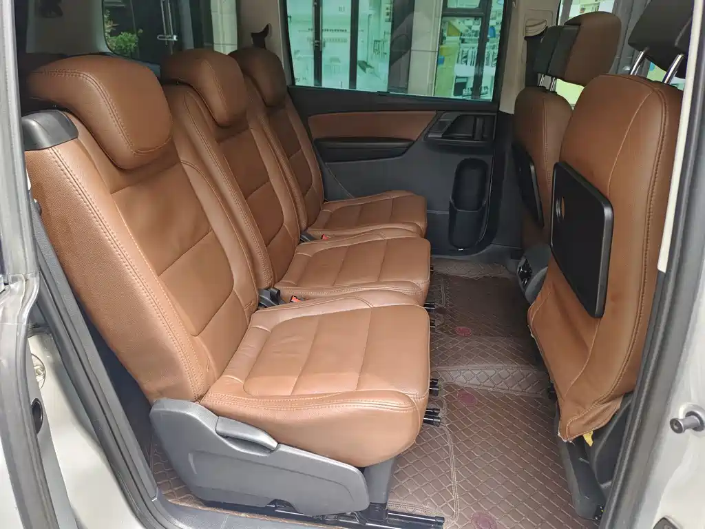Volkswagen Sharan — миниатюра 6