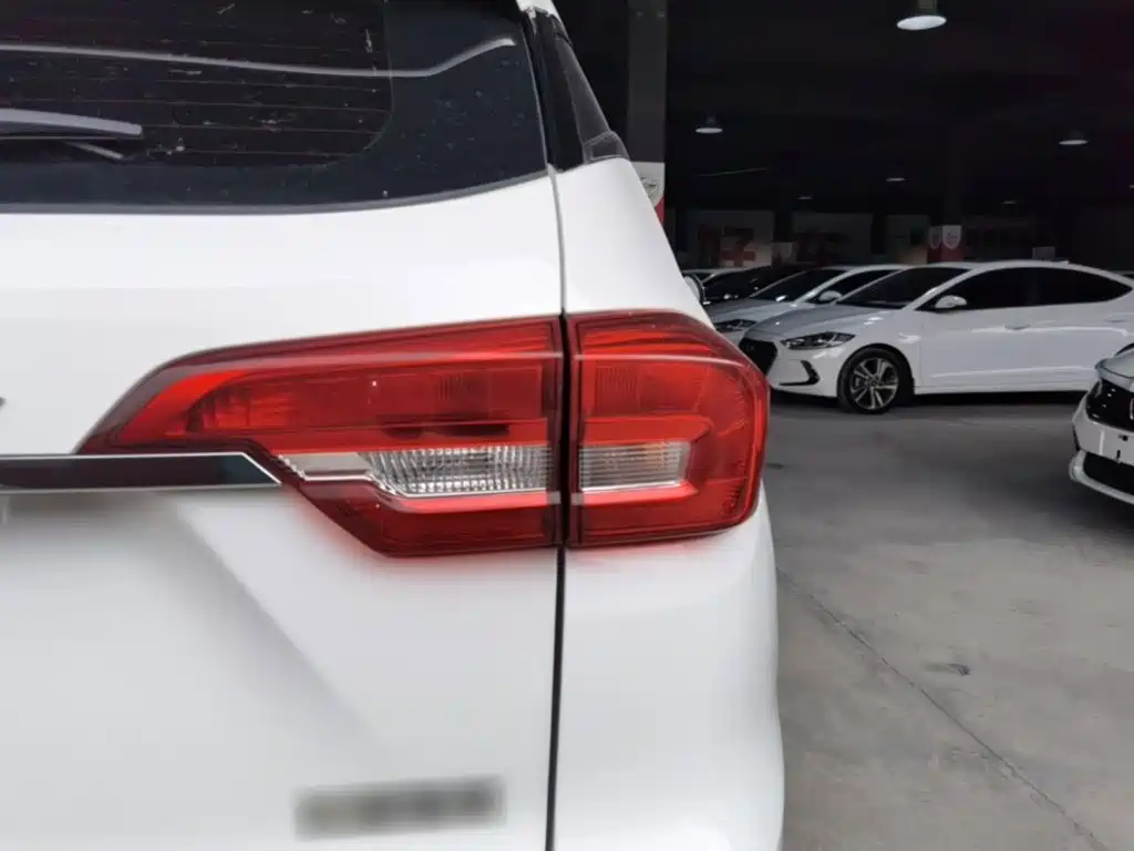 Haval M6 — миниатюра 8