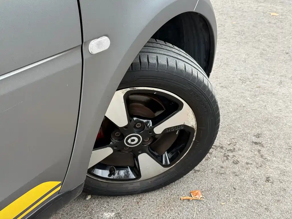 smart Smart Fortwo — миниатюра 4