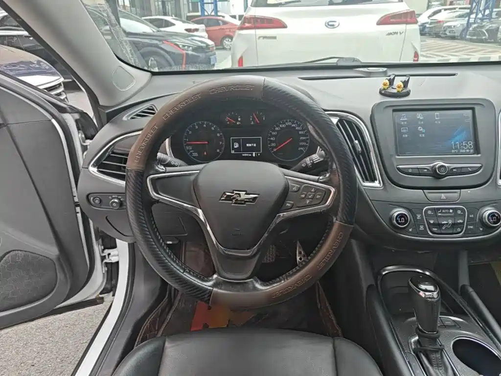 Chevrolet Malibu XL — миниатюра 11