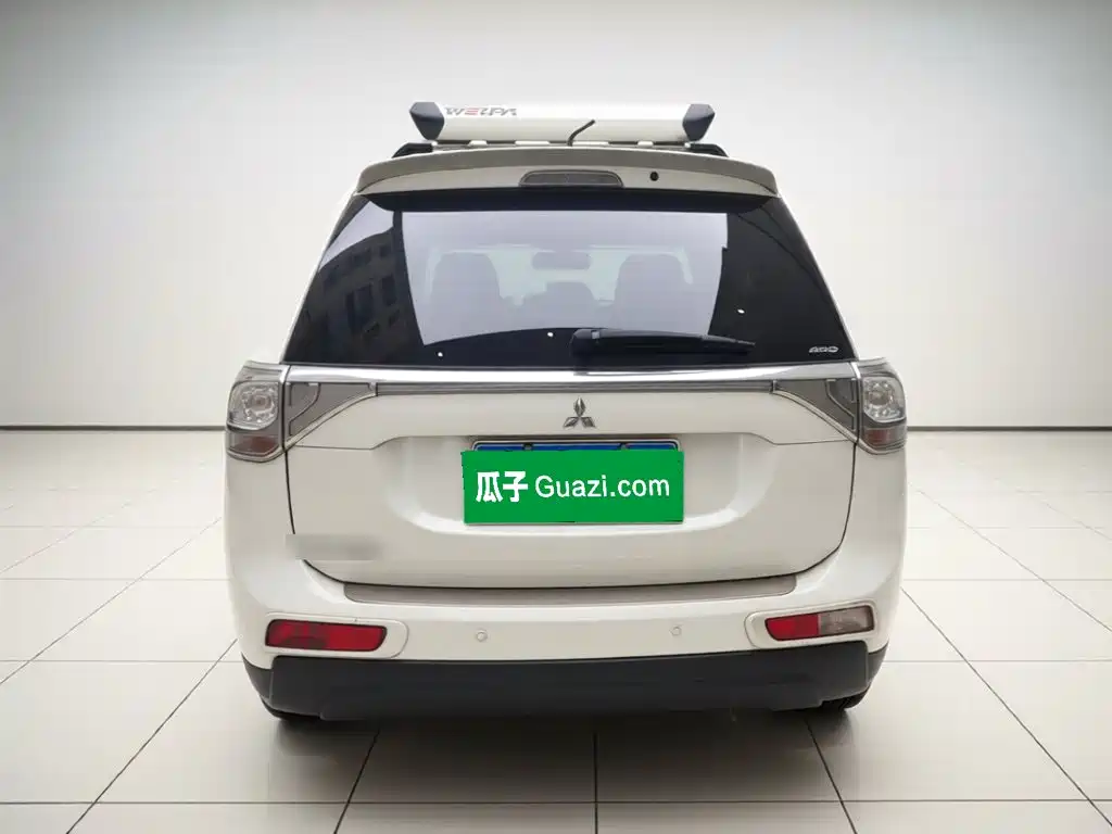 Mitsubishi Outlander (Import) — миниатюра 3