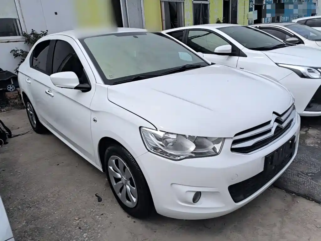 Citroen Elysee — миниатюра 4