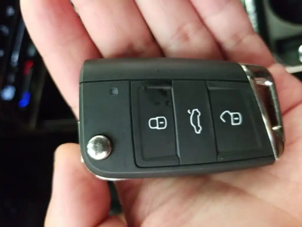 Volkswagen 帕萨特插电混动 — миниатюра 9