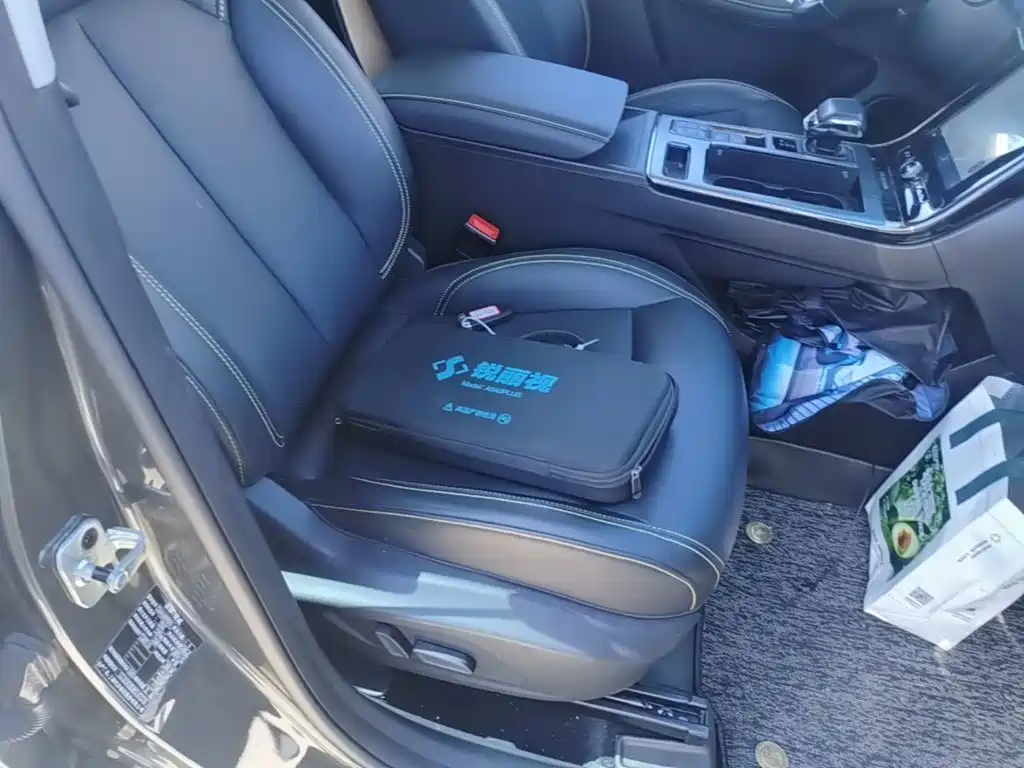 Roewe RX5 New Energy — миниатюра 25