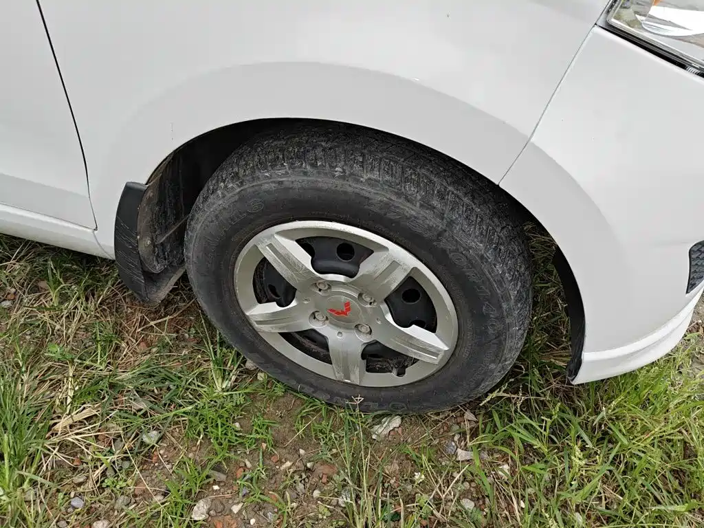 Wuling Hongguang — миниатюра 8
