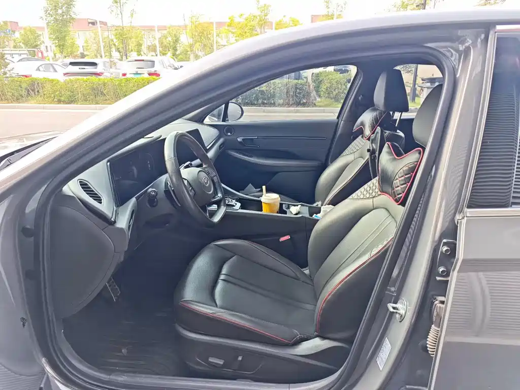 Hyundai Sonata — миниатюра 4