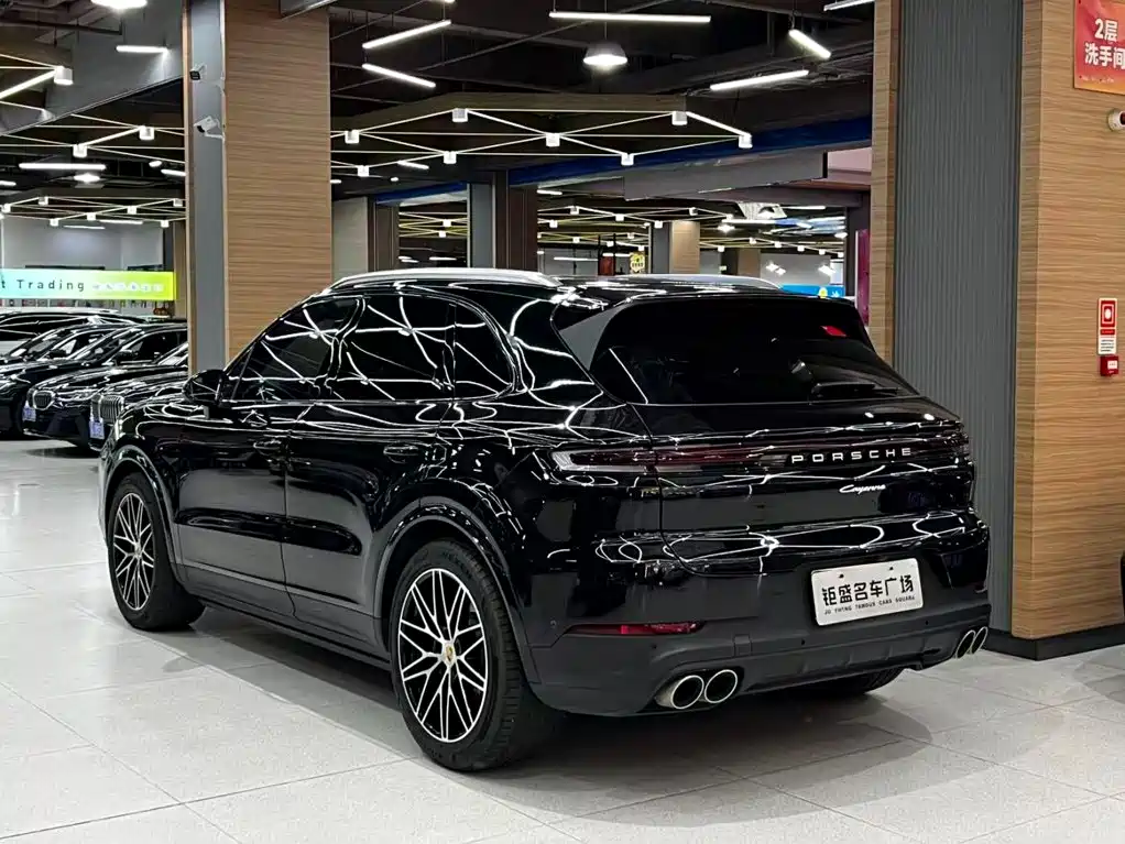 Porsche Cayenne 2024 — фото 12