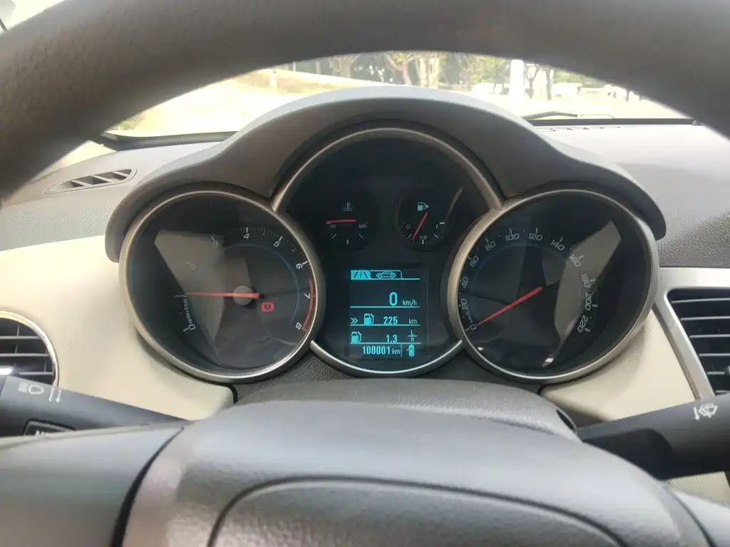 Chevrolet Cruze — миниатюра 12