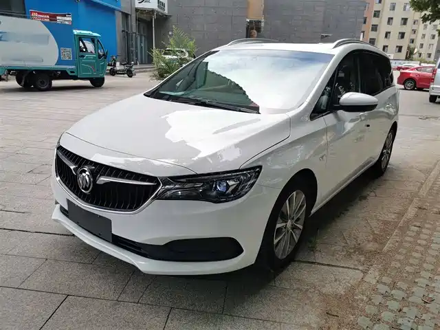 BUICK GL6