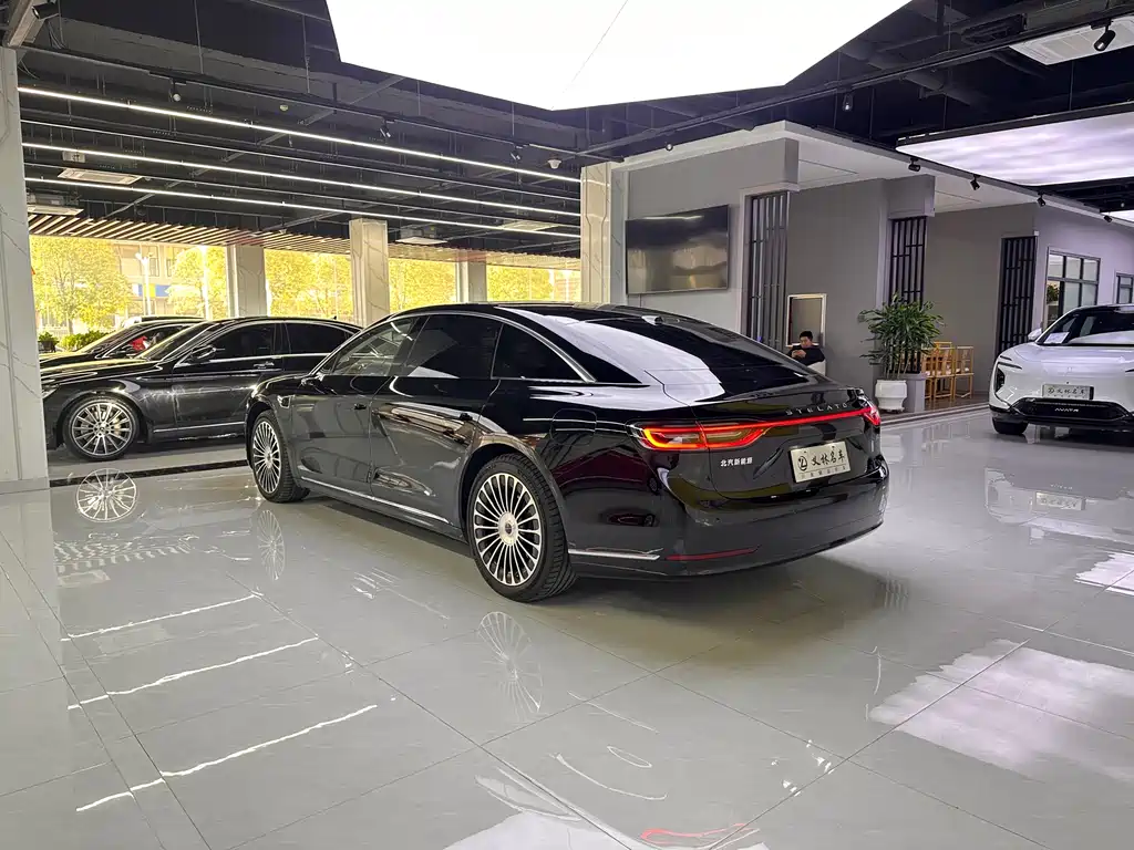 AITO ENJOY THE WORLD S9