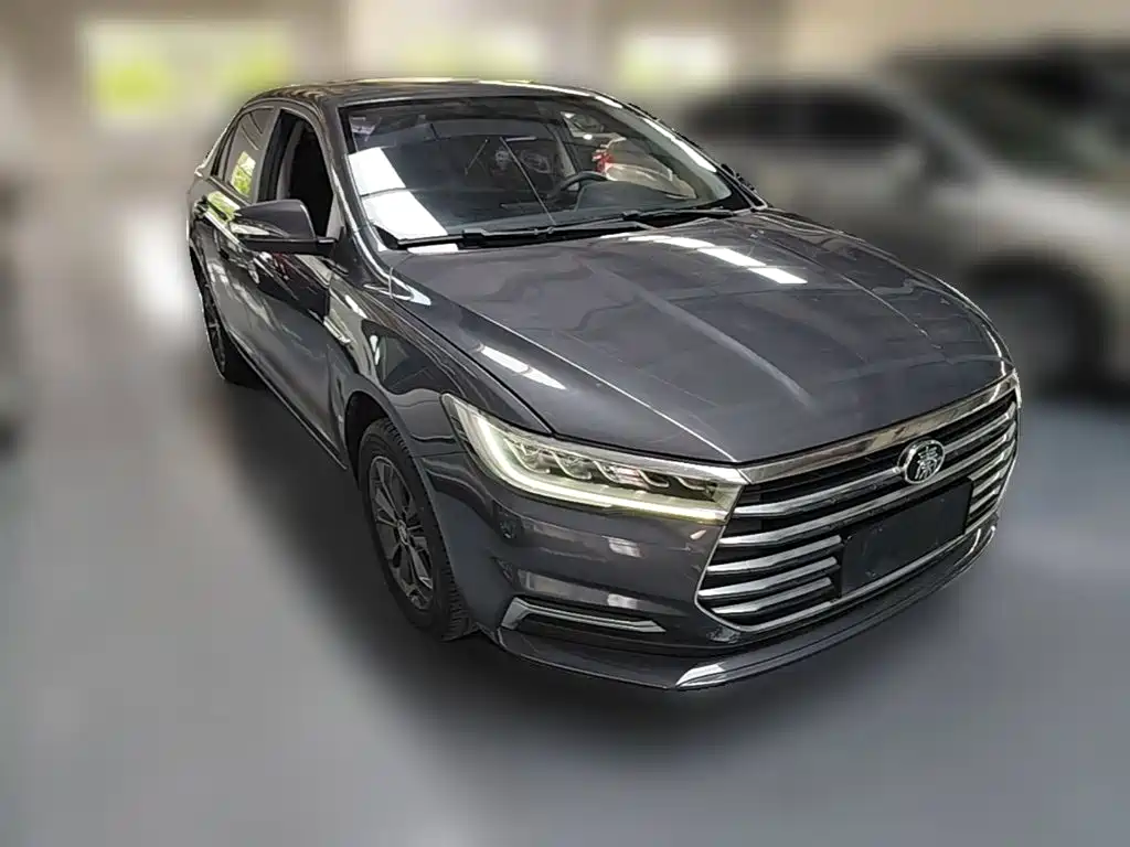 BYD Qin — миниатюра 7