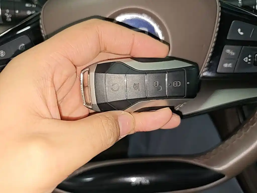 BYD Han — миниатюра 9