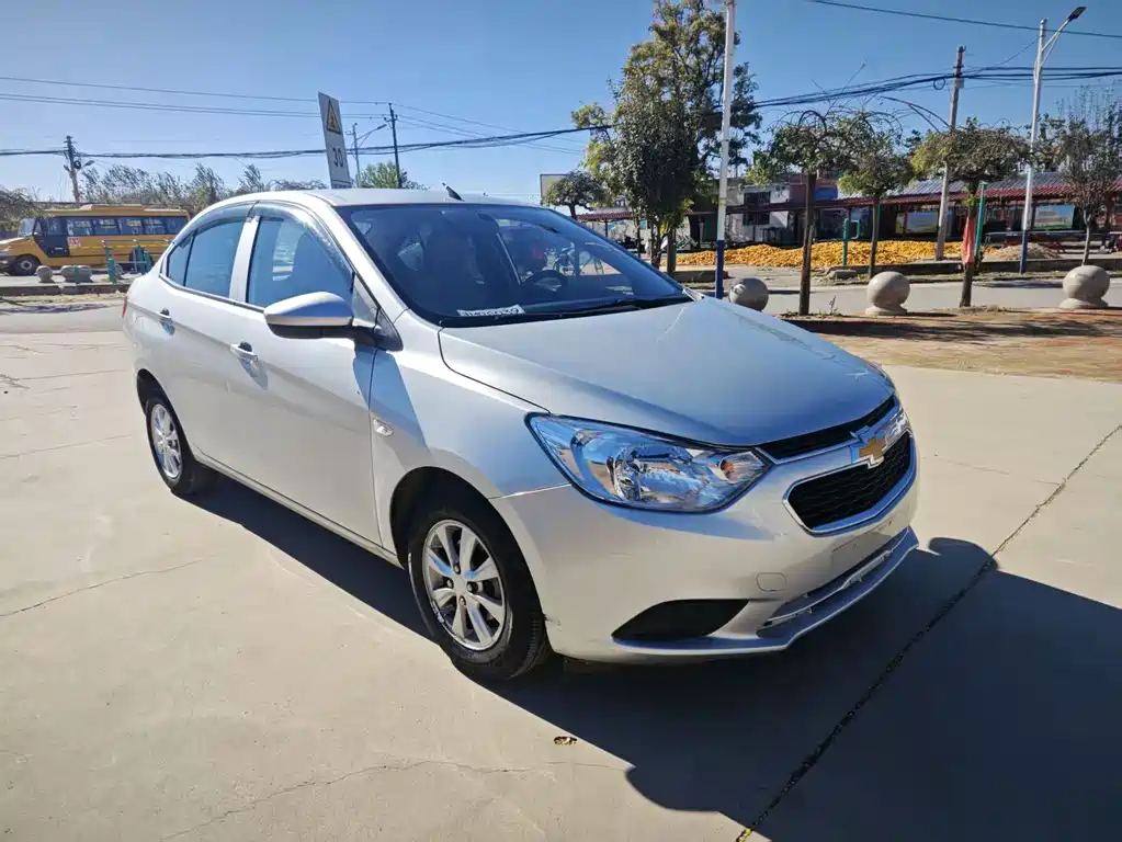 Chevrolet Sail — миниатюра 3