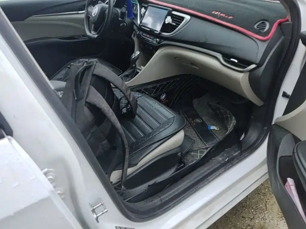 Buick Excelle — миниатюра 25