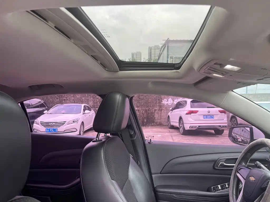 Chevrolet Malibu — миниатюра 12