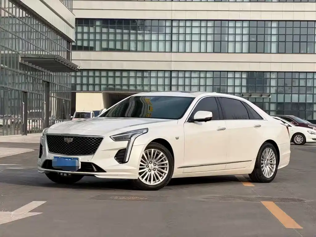 CADILLAC CT6