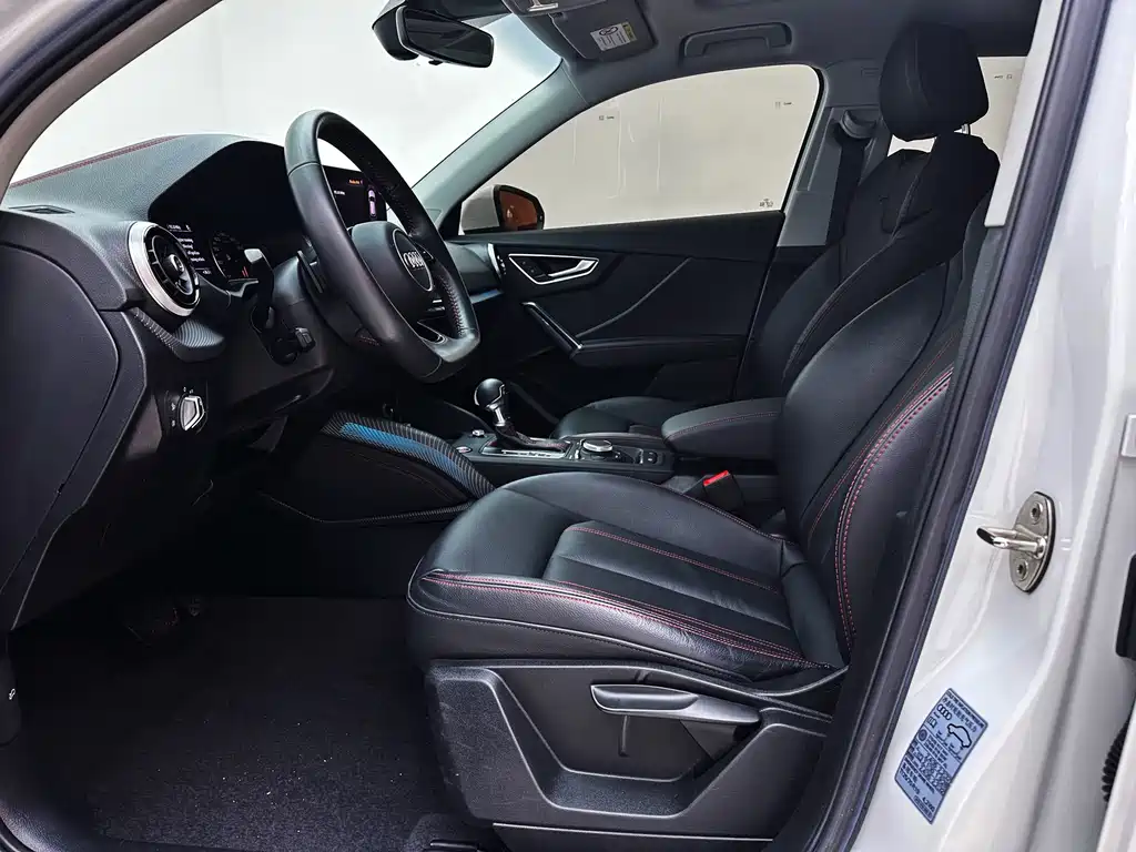 Audi Q2L 35 TFSI Progressive Dynamic Type, фото 11