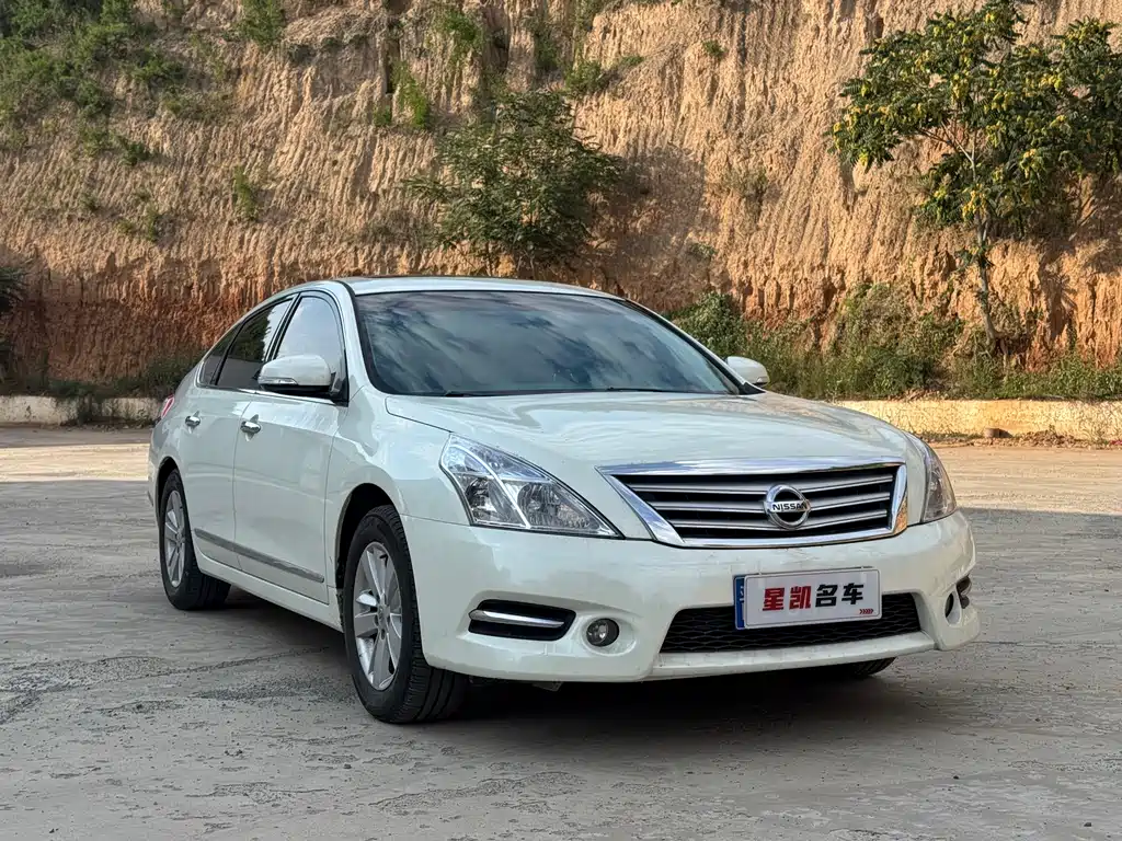 Nissan Altima 2012 2.0L XL Smart