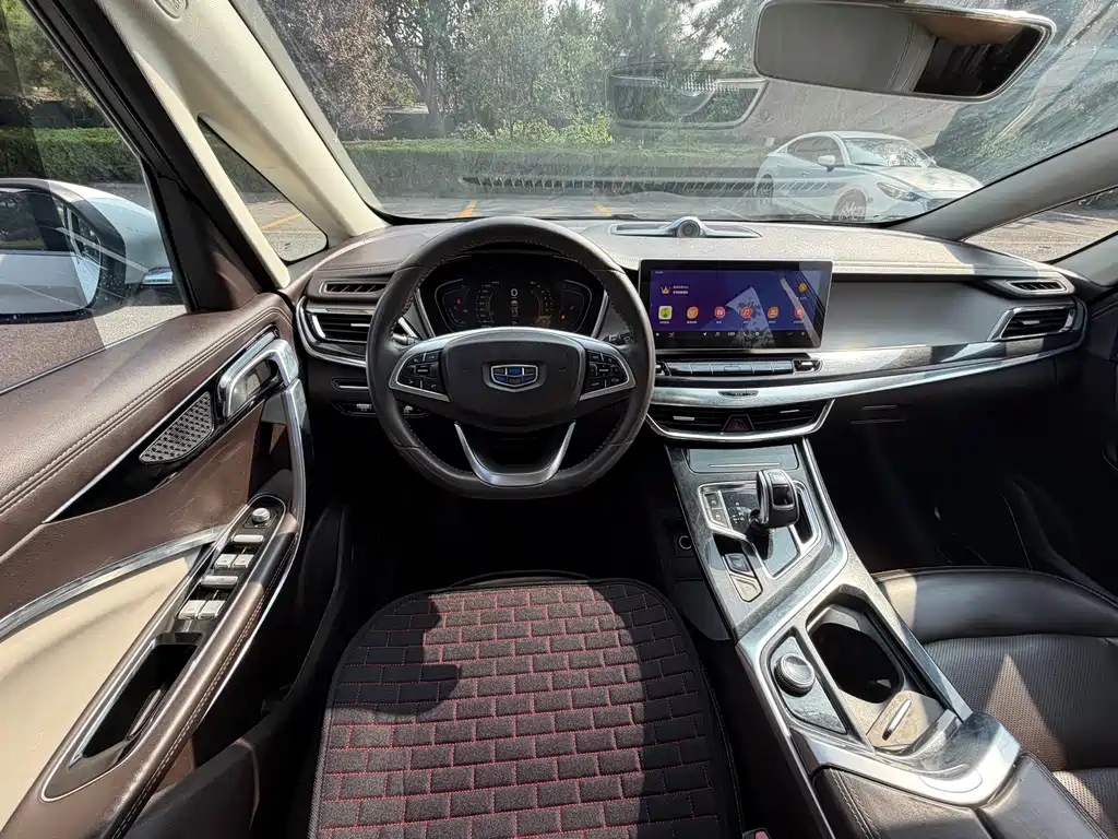 Geely Jia Ji — миниатюра 15
