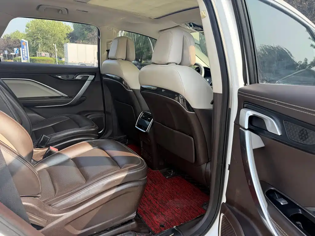 Geely Jia Ji — миниатюра 11