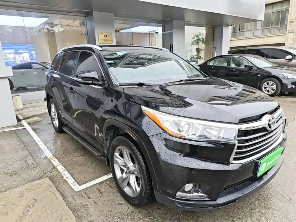 Toyota Highlander — миниатюра 4