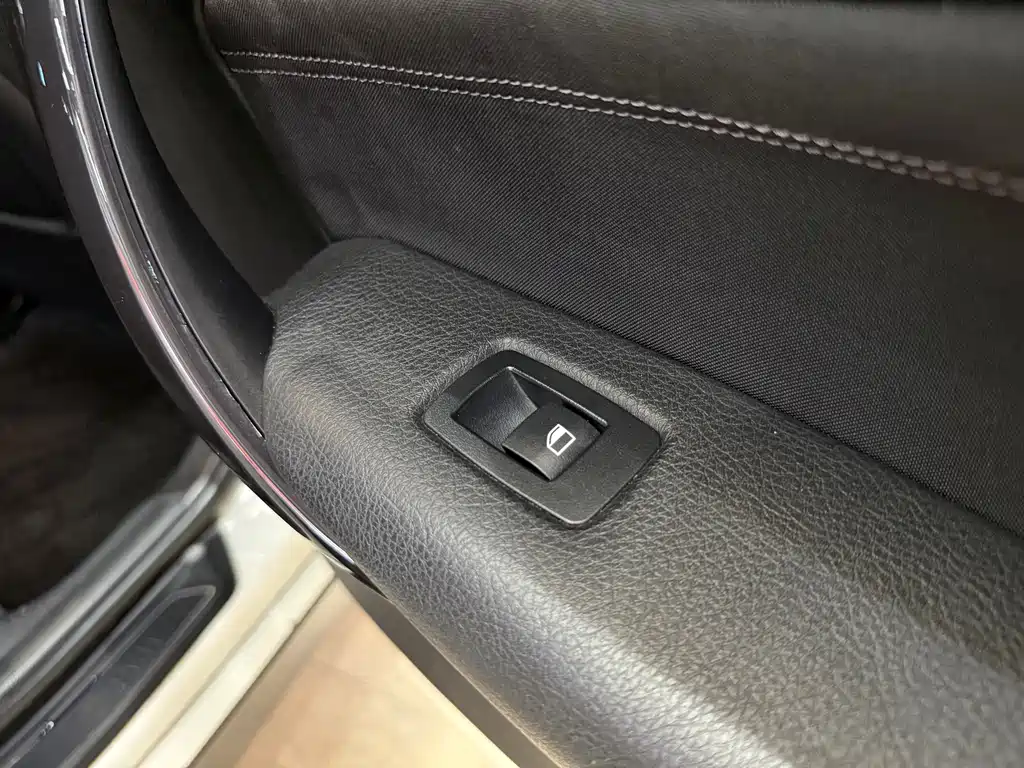 BMW 1 Series (Import) — миниатюра 22