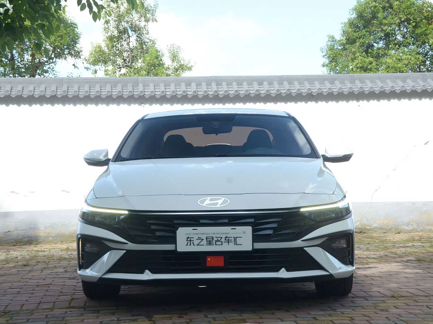 Hyundai Elantra 1.5 л 2024 г. Белый, пробег 17400 км