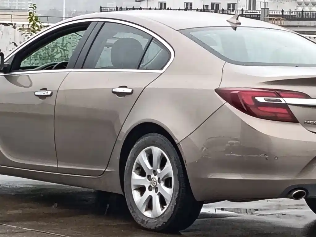 Buick Regal — миниатюра 5