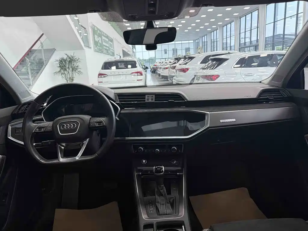 Audi Q3 — миниатюра 20