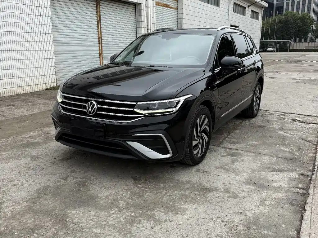 Volkswagen Tiguan L 2022 — фото 3