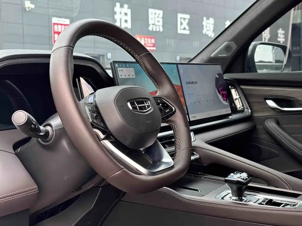 Geely Xingyue L — миниатюра 10