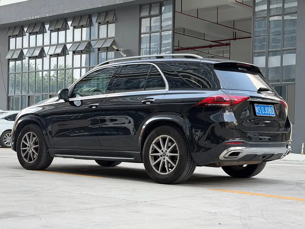 Mercedes-Benz GLE (Import) — миниатюра 4